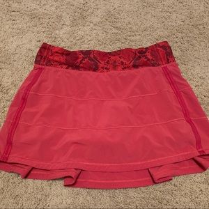 Lululemon pace rival skort